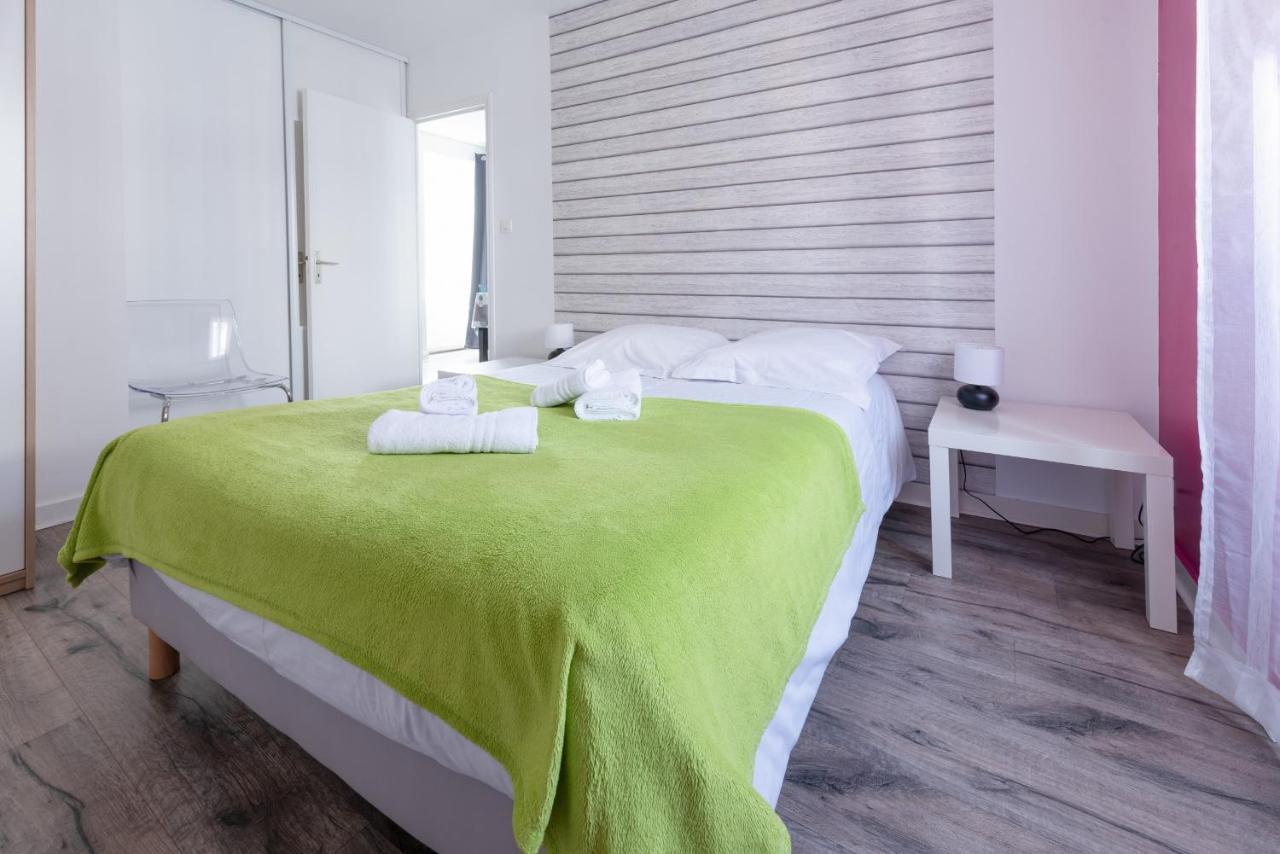 Ker Uhel - Charmant Appartement Plein Centre Saint-Renan Екстер'єр фото